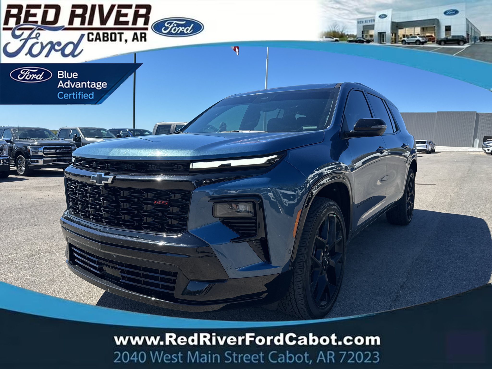 Used 2026 Chevrolet Traverse RS FWD image 1