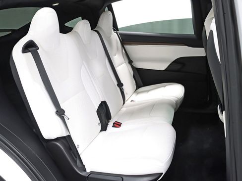 Used 2023 Tesla Model X AWD/4WD image 33