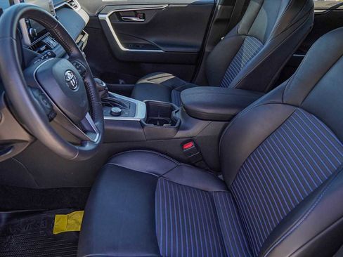 Used 2022 Toyota RAV4 XSE image 10