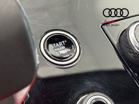 Used 2023 Land Rover Range Rover Sport SE Dynamic image 32