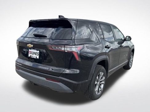 Used 2025 Chevrolet Equinox LT AWD/4WD image 14