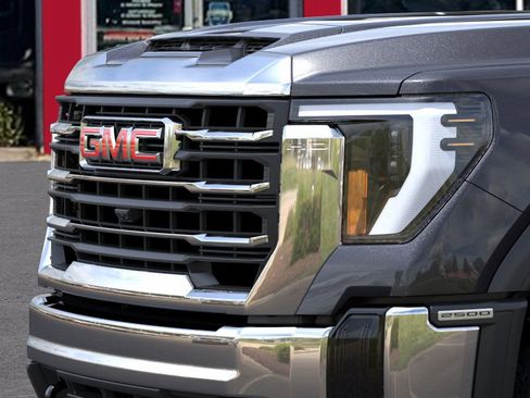 New 2026 GMC Sierra 2500 SLE w/ SLE Value Package; image 39