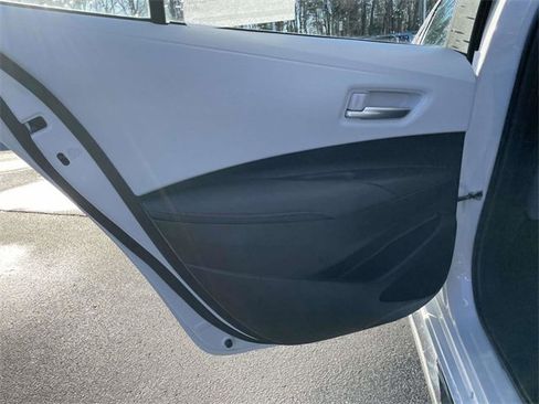 Certified 2024 Toyota Corolla SE image 15