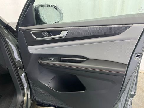 New 2026 Volkswagen Atlas Peak Edition image 11