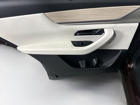 Used 2024 MAZDA CX-90 Plug-In Hybrid w/ Premium Plus image 27