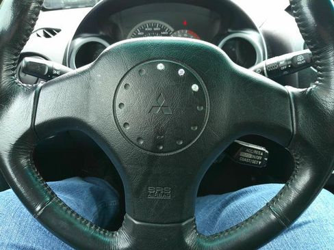 Used 2004 Mitsubishi Eclipse GTS image 8