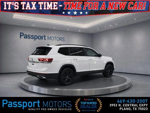 Used 2024 Volkswagen Atlas SE image 3