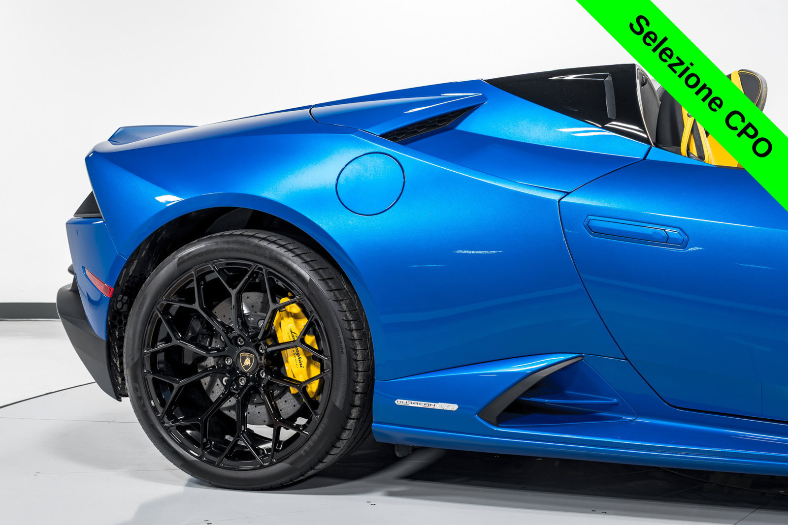 Used 2023 Lamborghini Huracan EVO AWD/4WD image 53