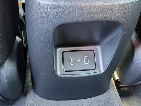 New 2025 Hyundai Elantra SEL image 19