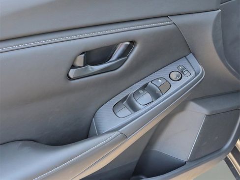 New 2025 Nissan Sentra S image 17