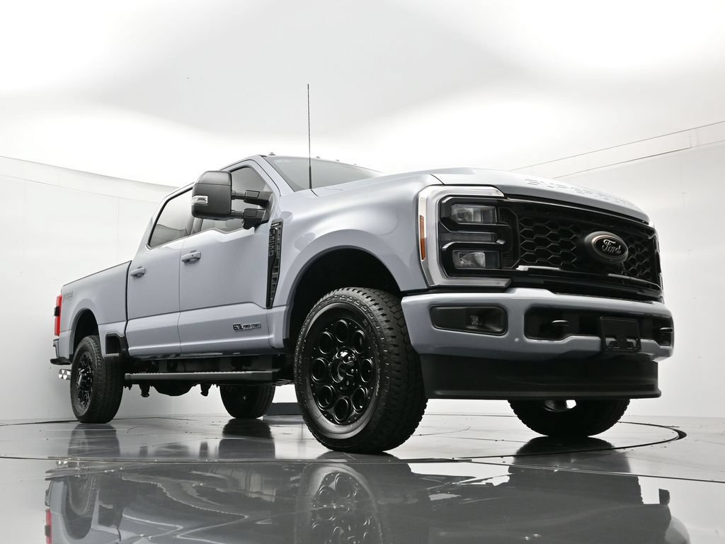 New 2026 Ford F250 Lariat w/ Black Appearance Package AWD/4WD image 39