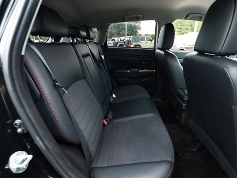 Used 2024 Mitsubishi Outlander Sport AWD image 27