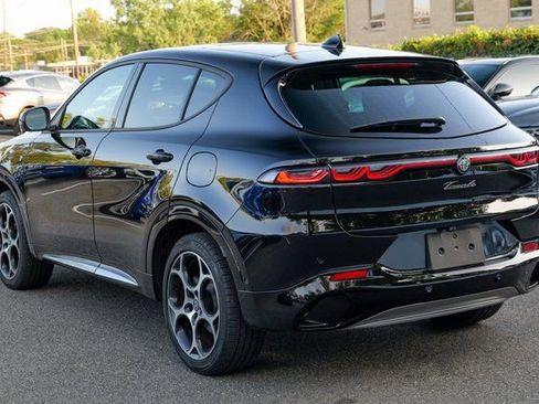 Used 2024 Alfa Romeo Tonale Ti w/ Active Assist Package image 5