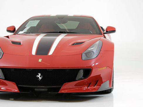 Used 2017 Ferrari F12tdf RWD image 14