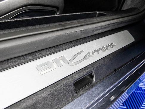 Used 2025 Porsche 911 Carrera image 24