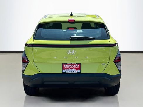 Used 2024 Hyundai Kona SE AWD/4WD image 7