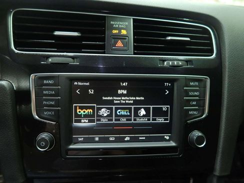 Used 2017 Volkswagen GTI 4-Door FWD image 26