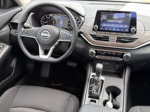 New 2026 Nissan Altima 2.5 SV AWD/4WD image 9