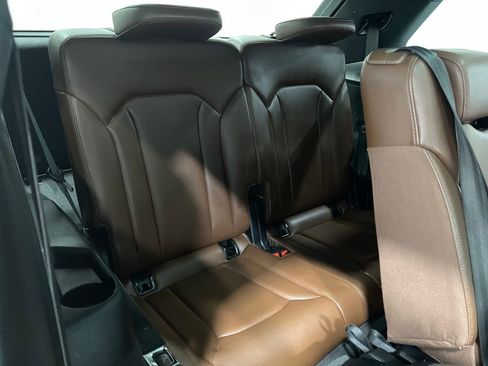 Used 2018 Audi Q7 3.0T Premium Plus w/ Premium Plus Package image 32