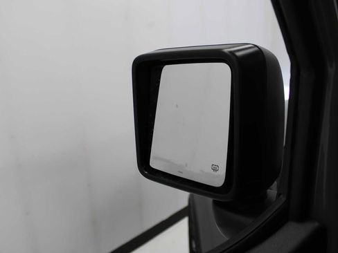 Used 2023 Jeep Wrangler Unlimited Sahara w/ Cold Weather Group AWD/4WD image 14