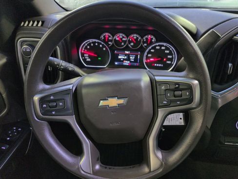 Used 2020 Chevrolet Silverado 1500 LT image 14