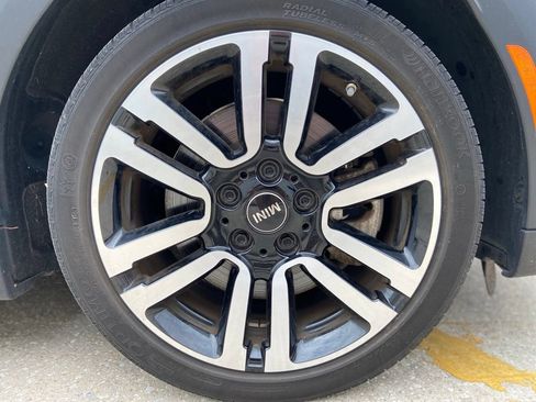 Used 2024 MINI Cooper S w/ Signature Upholstery Package FWD image 12