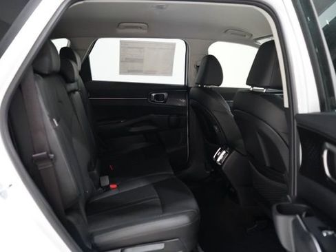New 2026 Kia Sorento S image 37