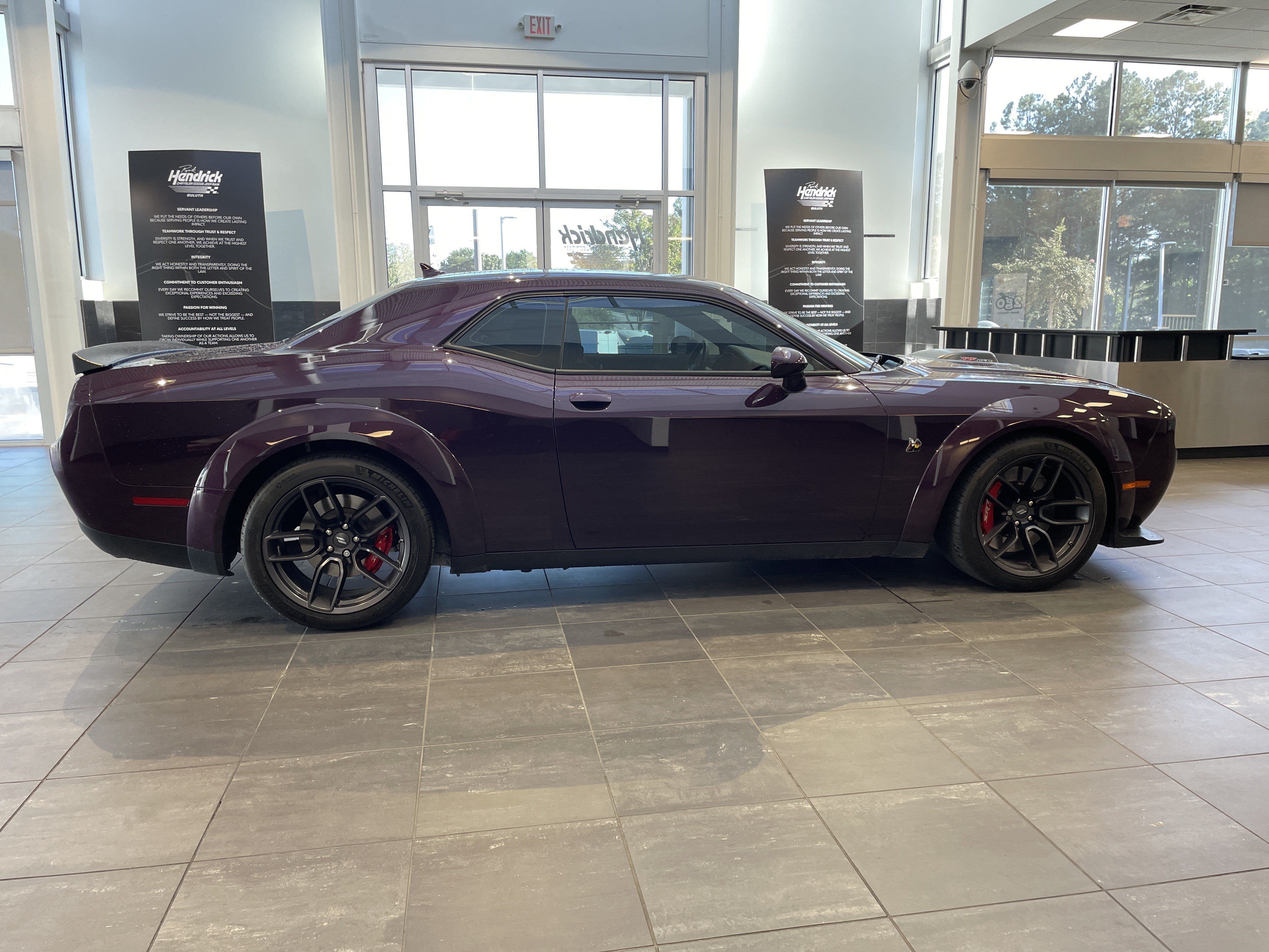 Used 2021 Dodge Challenger R/T Scat Pack RWD image 13