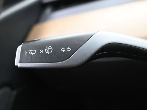 Used 2022 Tesla Model Y Performance AWD/4WD image 20