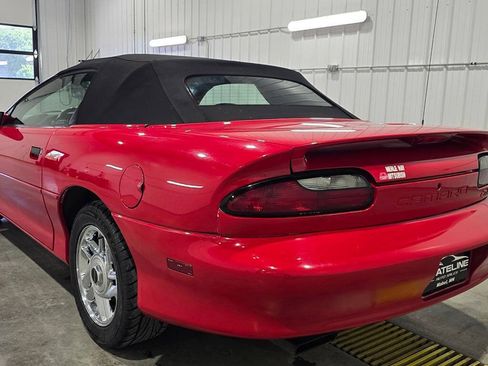 Used 1996 Chevrolet Camaro Z28 RWD image 7