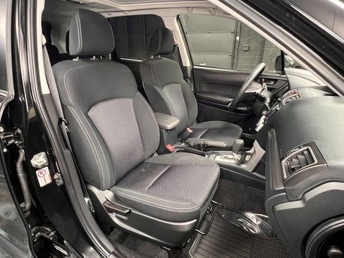 Used 2018 Subaru Forester 2.5i Premium image 4