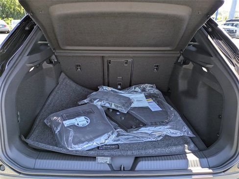 New 2025 Volkswagen ID.4 Pro S Plus image 13