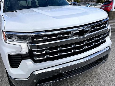 Used 2022 Chevrolet Silverado 1500 LTZ w/ Technology Package image 29