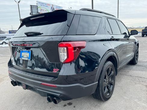 Used 2020 Ford Explorer ST w/ ST Street Pack image 3
