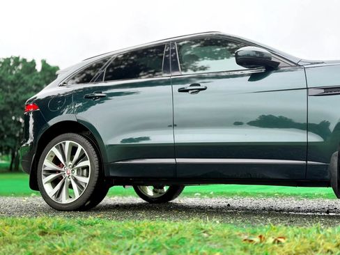 Used 2017 Jaguar F-PACE S AWD/4WD image 21
