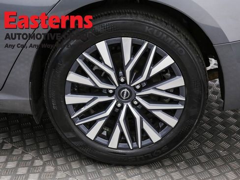 Used 2025 Nissan Altima 2.5 SV image 33