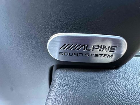 Used 2021 Dodge Charger SRT Hellcat image 21