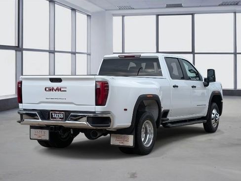 New 2026 GMC Sierra 3500 Pro image 3