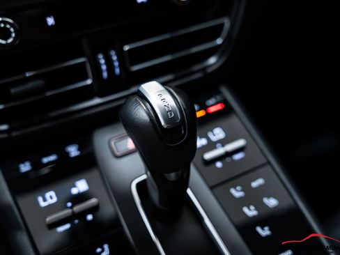 Used 2023 Porsche Macan GTS AWD/4WD image 61