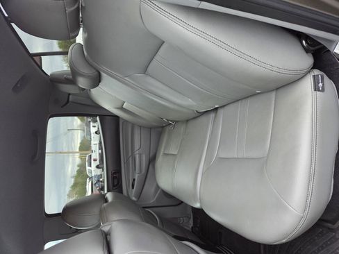 Used 2013 Toyota Tacoma PreRunner image 18