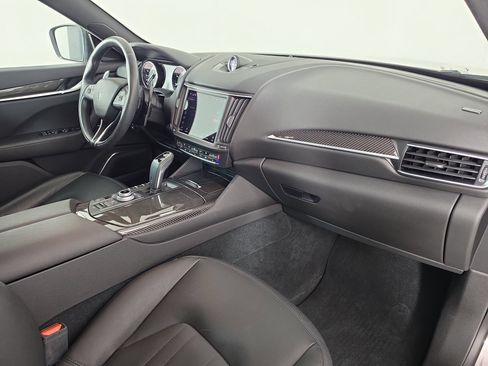 Used 2022 Maserati Levante Modena AWD/4WD image 41
