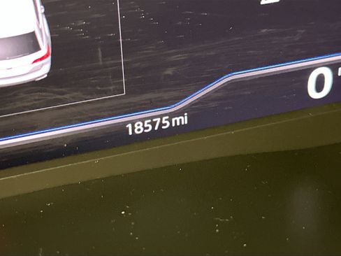 Used 2022 Volkswagen Atlas SE image 19