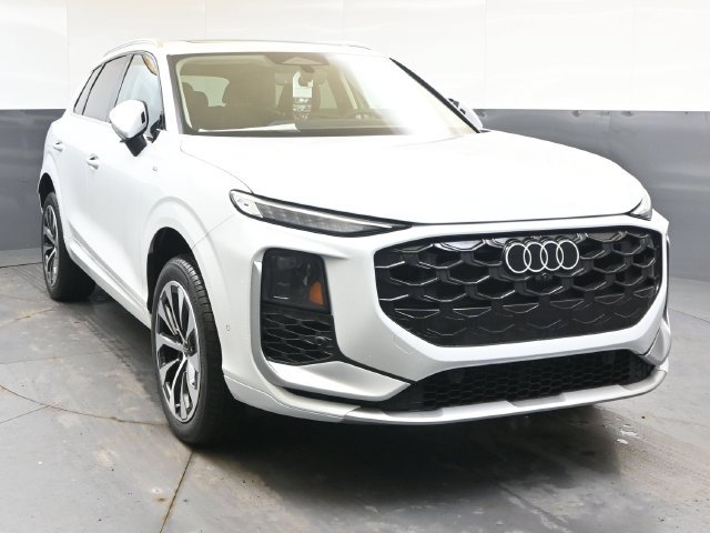 Used 2026 Audi Q3 quattro 2.0T AWD/4WD image 8