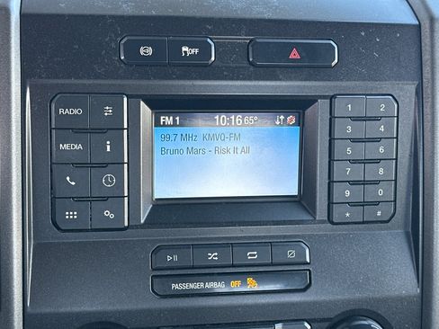 Used 2022 Ford F550 2WD Regular Cab Super Duty image 15