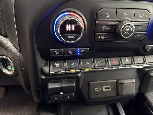Used 2020 Chevrolet Silverado 2500 LTZ w/ LTZ Plus Package AWD/4WD image 45