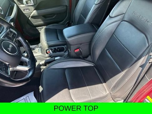 Used 2021 Jeep Wrangler Unlimited Sahara w/ Uconnect 4C Nav & Sound Group AWD/4WD image 15