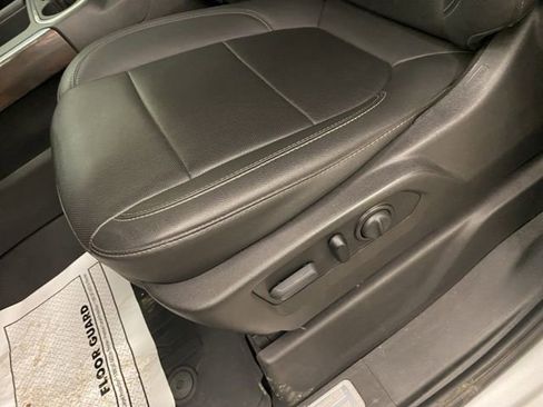 Used 2021 GMC Sierra 1500 SLT w/ SLT Premium Package image 14