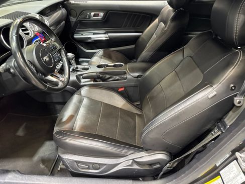 Used 2020 Ford Mustang GT Premium RWD image 19