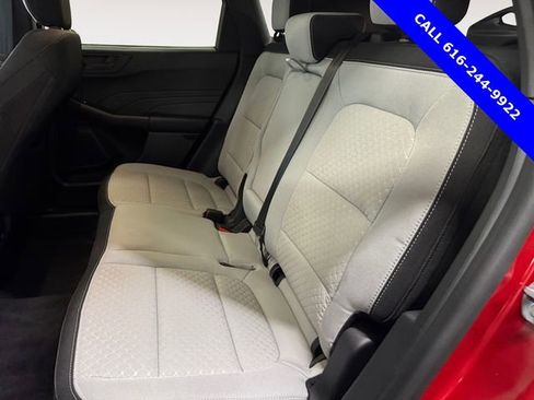 Used 2023 Ford Escape Active image 6
