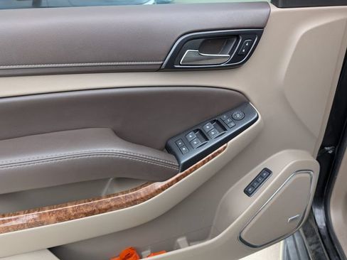 Used 2017 Chevrolet Tahoe Premier RWD image 16
